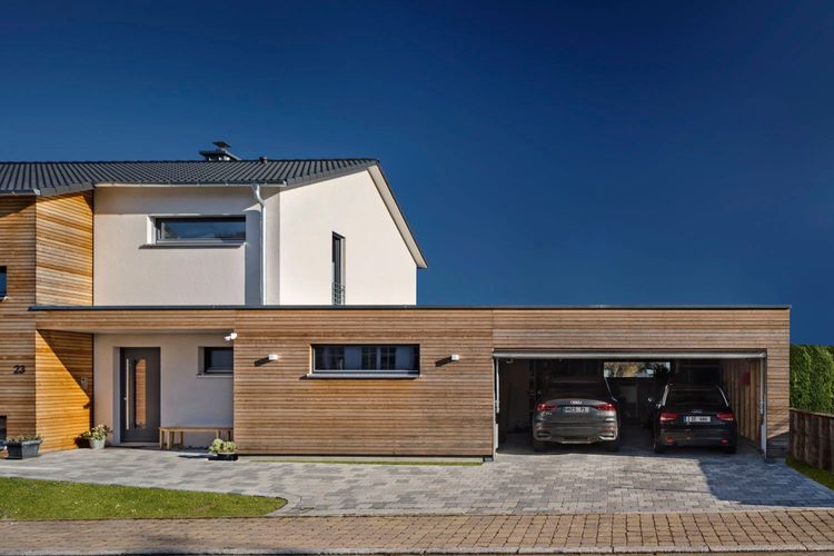 772.586 Garage (4).jpg