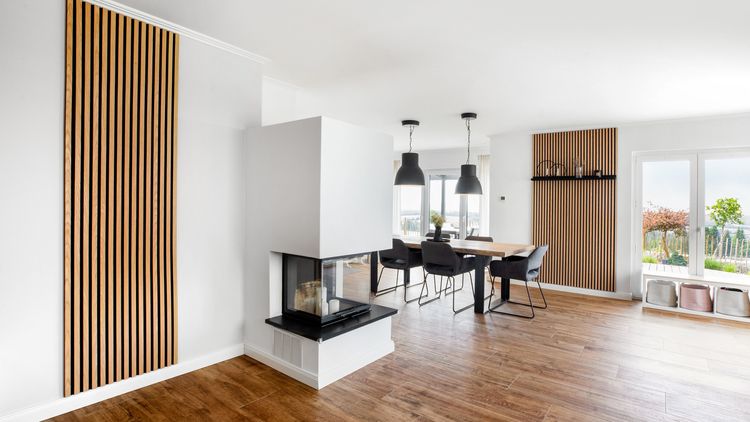 Karesa_Fertighaus_Familie_Satteldachhaus_Erker_Haus_NEubau_Family_Zuhause_innen_11.jpg
