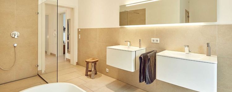 LUXHAUS - Bungalow Walmdach 167
