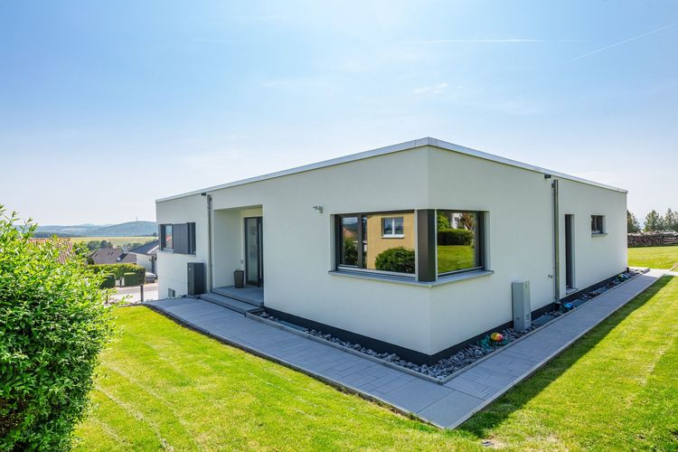 Bild 4 für Bungalow FUSION am Hang - mit Keller und Doppelgarage 