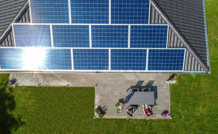 Einfamilienhaus mit Garten, Terrasse und Photovoltaikanlage