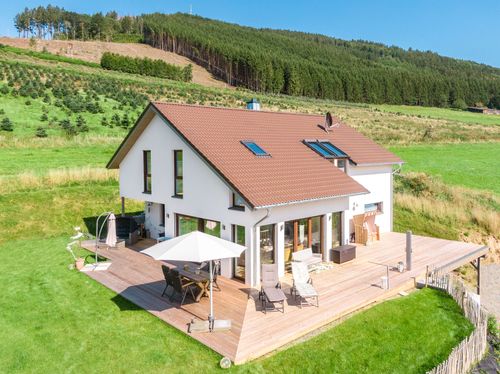 Innovatives Traumhaus im Grünen - Slideshow-Bild 1