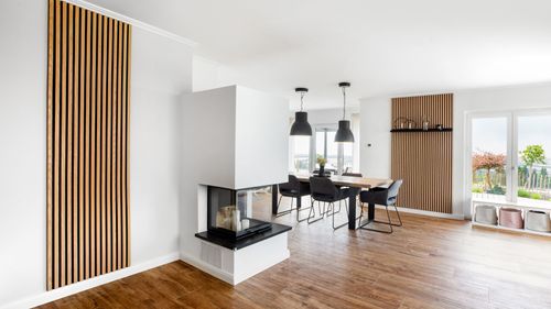 Karesa_Fertighaus_Familie_Satteldachhaus_Erker_Haus_NEubau_Family_Zuhause_innen_11.jpg