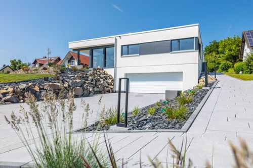Bungalow FUSION am Hang - mit Keller und Doppelgarage - Slideshow-Bild 1