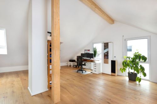 U340-Doppelhaus-mit-Satteldach-loft.jpg