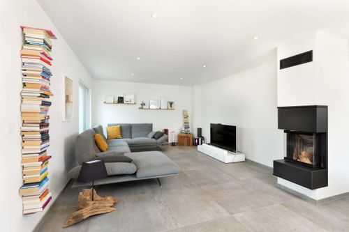 Das Wohnzimmer mit Ofen