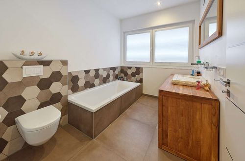 Bungalow Walmdach 172 | Badezimmer einrichten