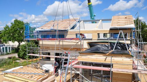 Vorschaubild für Termin Hausaufstellung von Meisterstück-HAUS am 11.03.2025