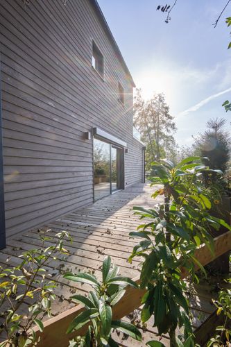 Musterhaus in innovativer Modulbauweise aus Holz, Musterhaus im Musterhauspark Ortenburg